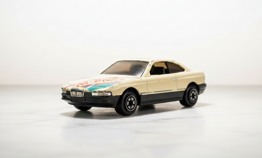 Vintage Yatming #804 BMW 850i Die-Cast Toy Car. (Must check video)