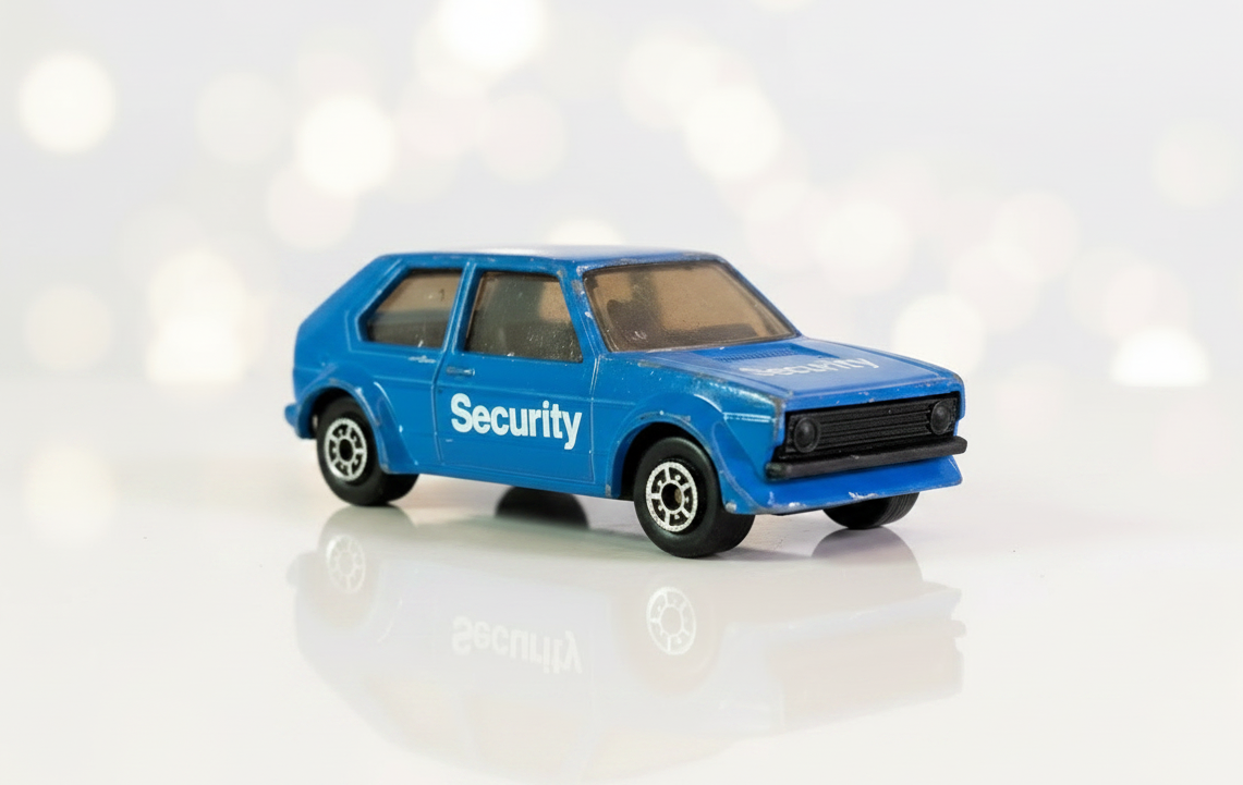 Maisto Volkswagen Golf GTI Security Die-Cast Toy Car.