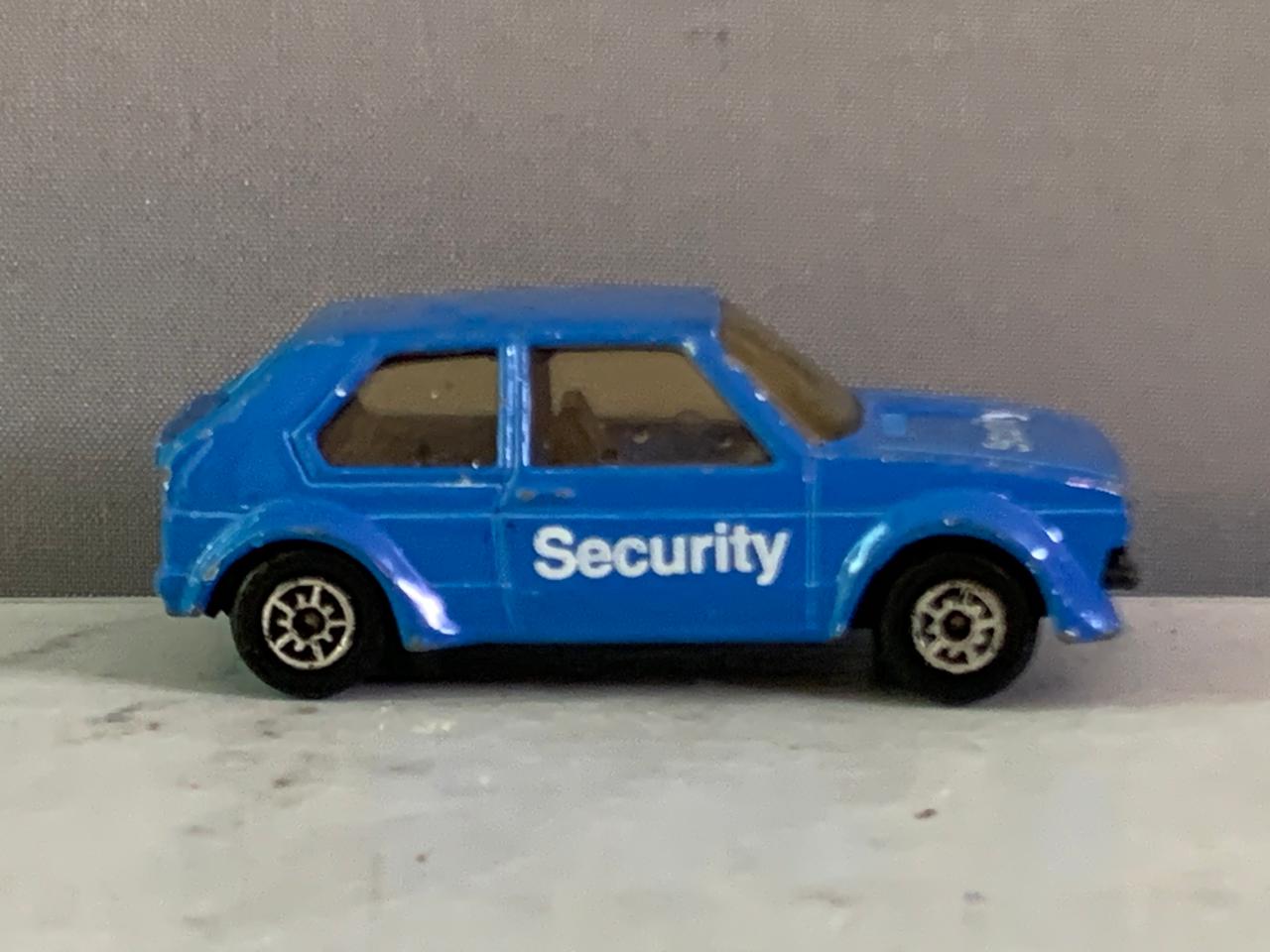 Maisto Volkswagen Golf GTI Security Die-Cast Toy Car.