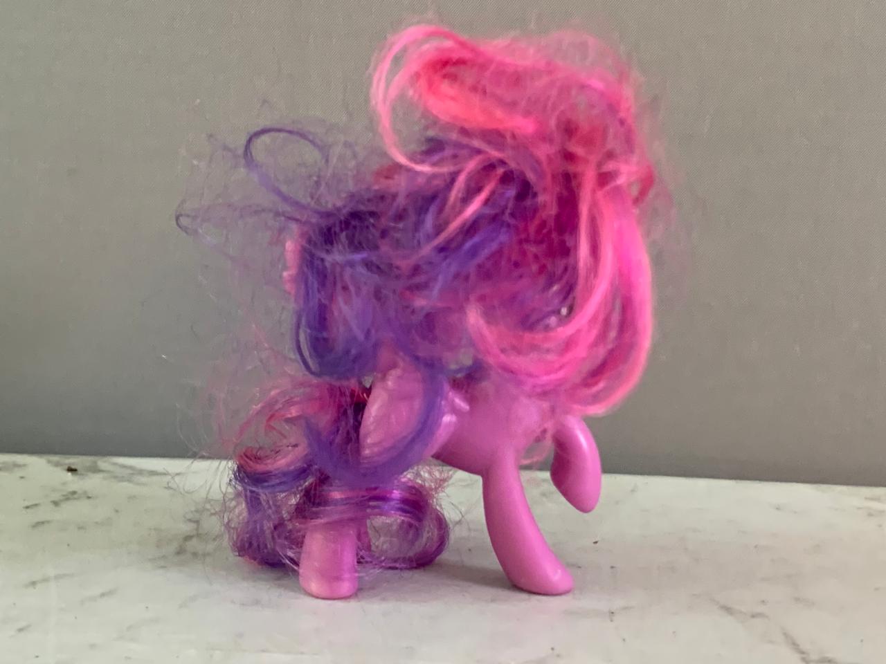 Hasbro My Little Pony G4 Princess Twilight Sparkle Figure.