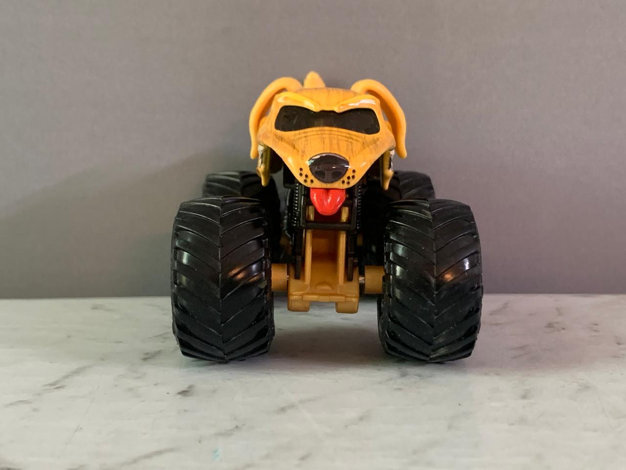 Monster Jam 31 Monster Mutt - Golden. (Rs 200 advance)
