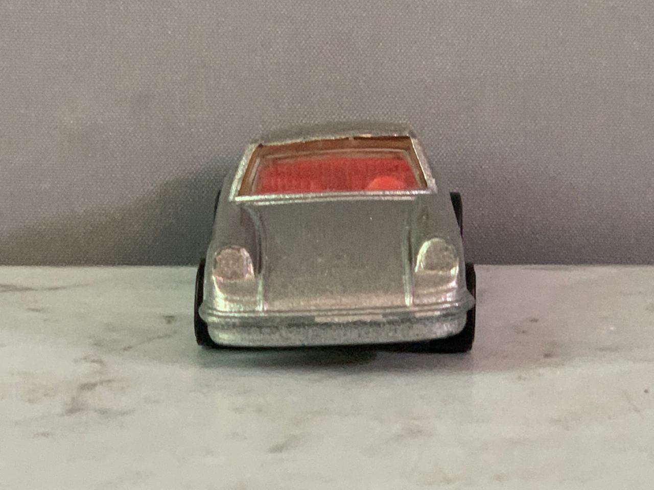 Hot Wheels - Porsche 911 Carrera.
