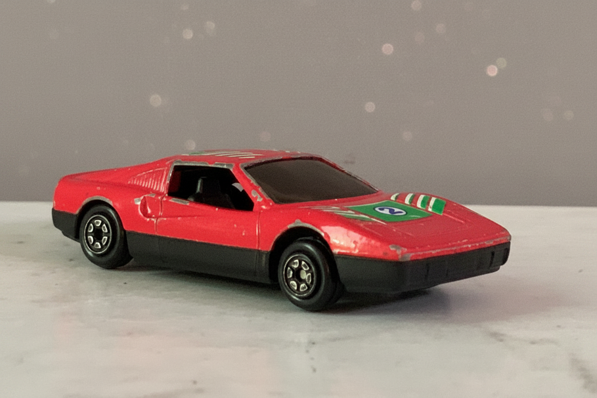 Yatming Ferrari 328 GTB.