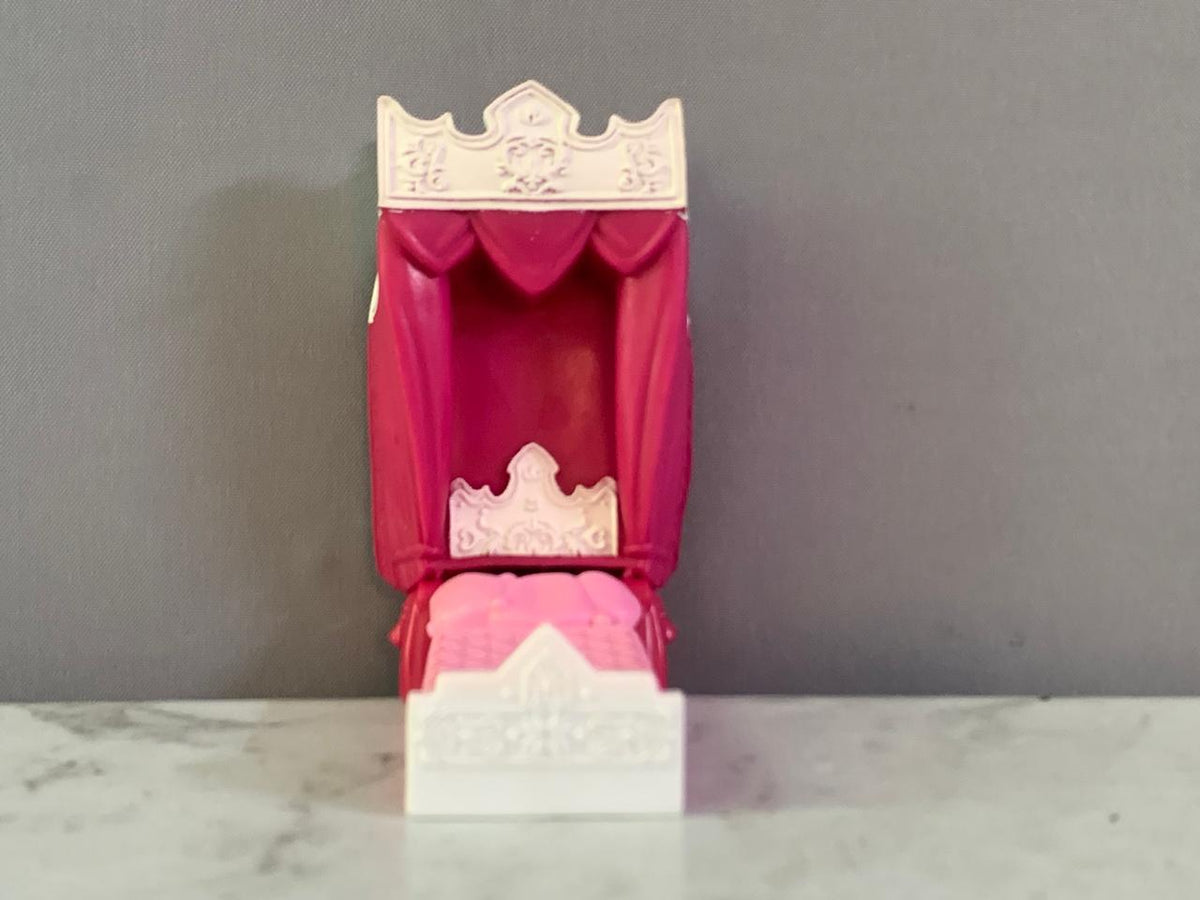 Disney Elsa Bed Toy.
