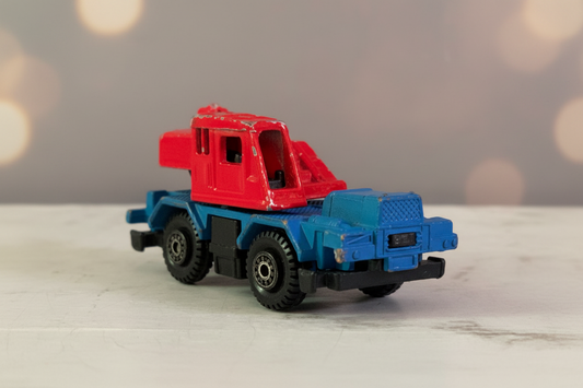 Welly Rough Terrain Crane Toy Vehicle.