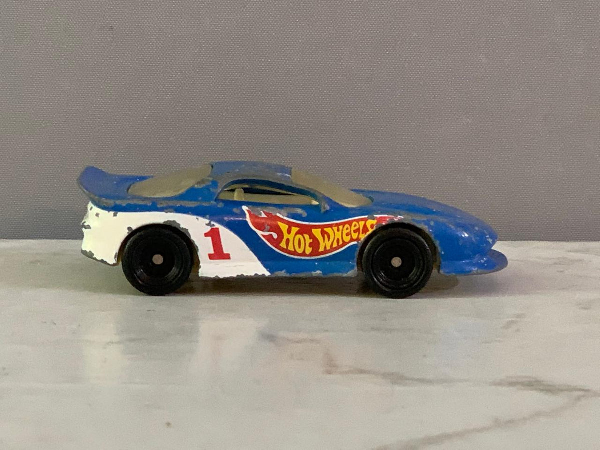 Hot Wheels '93 Camaro.