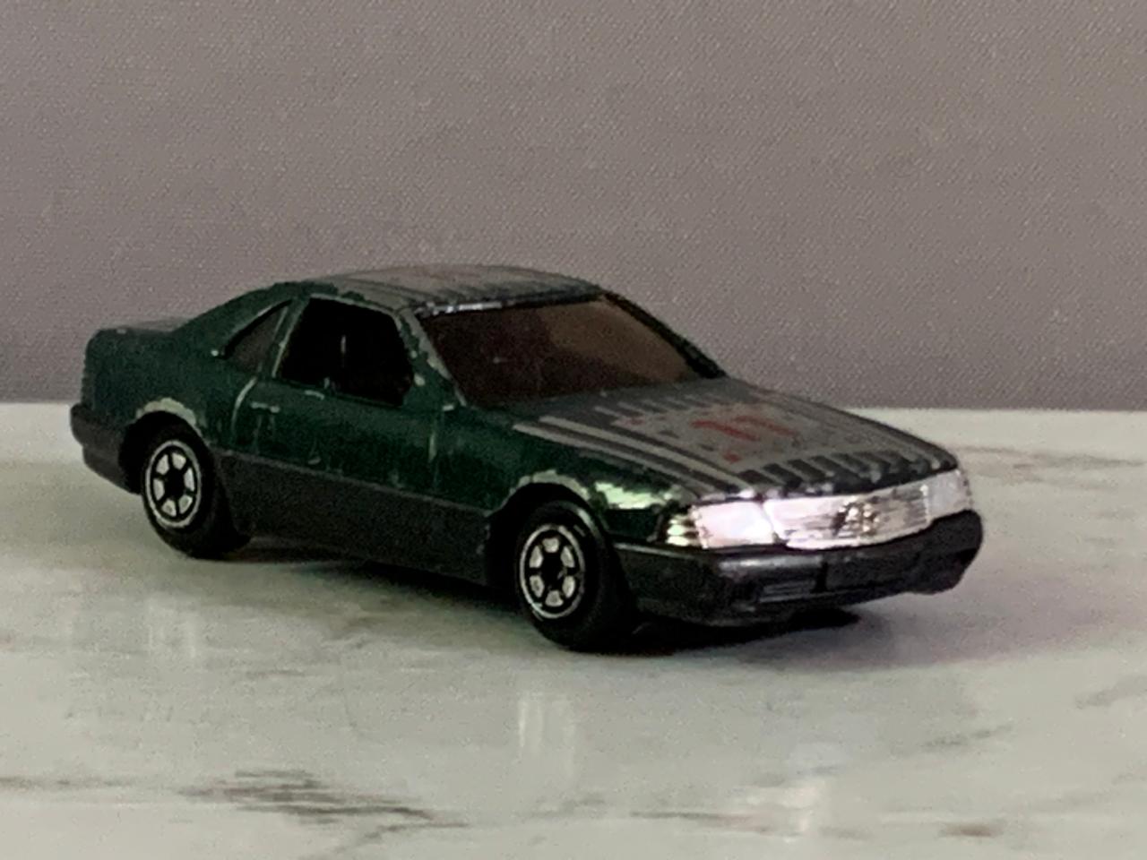 Yat Ming (No. 812) Mercedes-Benz 500SL.