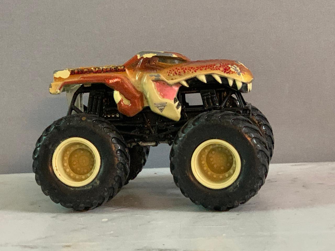 Hot Wheels Monster Jam Mega-Wrex. (Must check video) (Rs 150 advance)