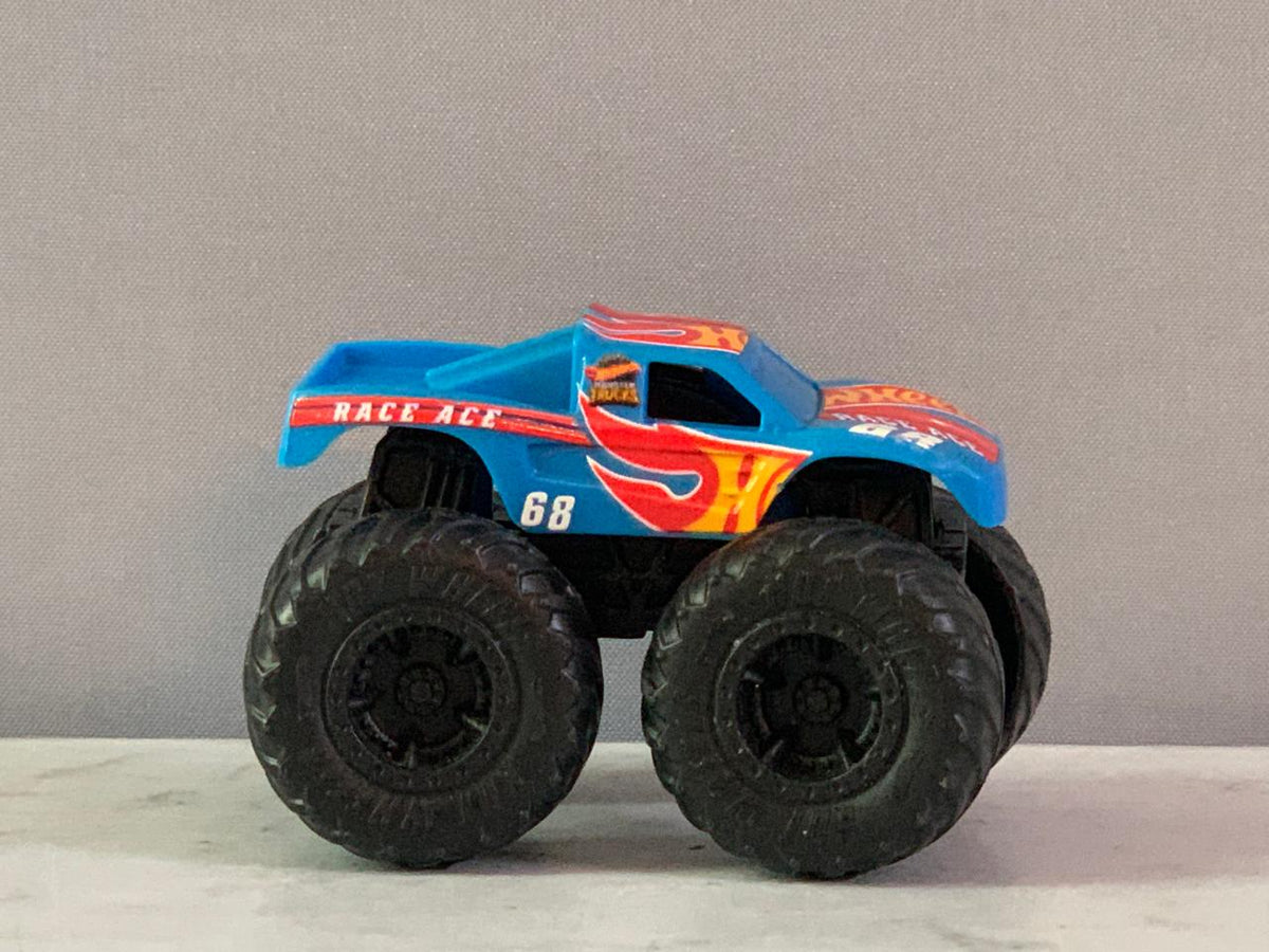 Hot Wheels Monster Trucks Race Ace #68 Die-Cast Vehicle.