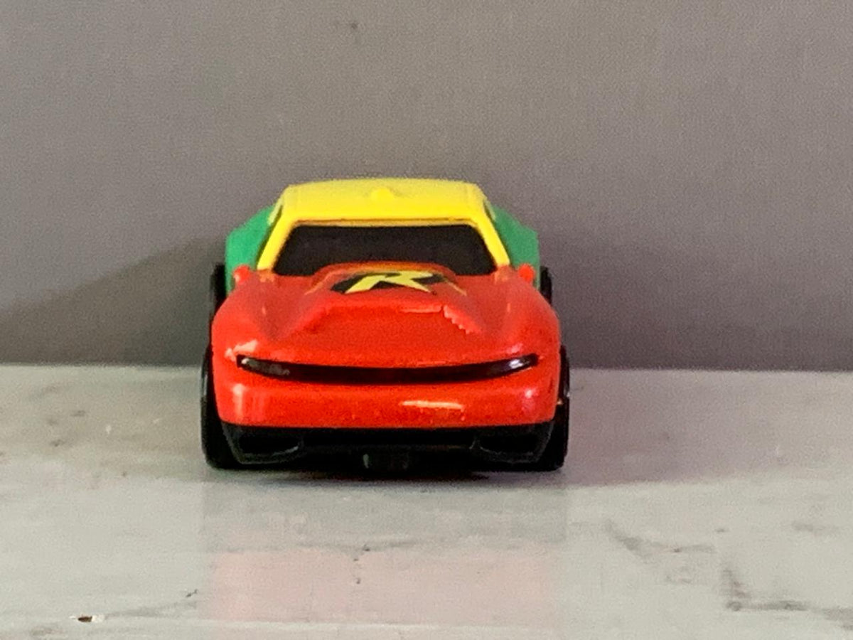Hot Wheels DC Comics Robin Pull Back Car.