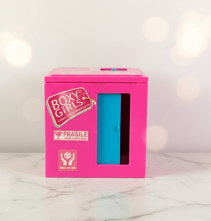 Boxy Girls Peek-A Box Mini Studio Fun. (Rs 150 advance)