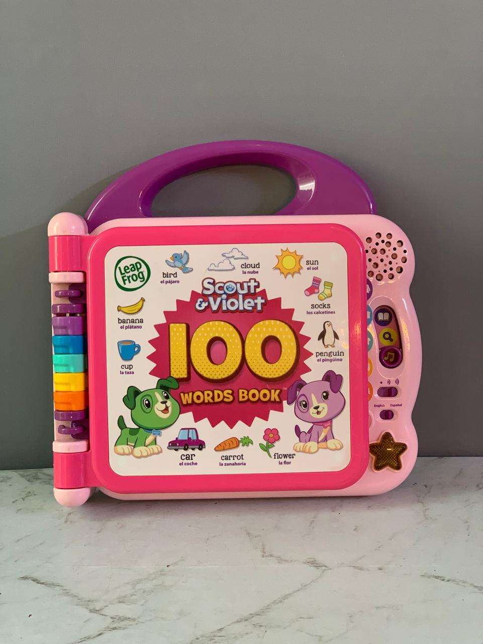 LeapFrog Scout and Violet 100 Words Book. (Rs 350 advance)