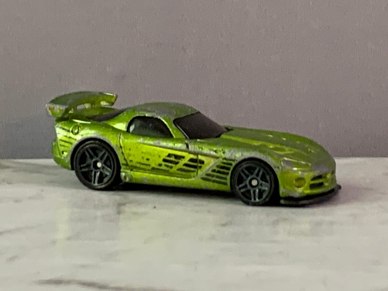 Hot Wheels Dodge Viper SRT10 ACR.