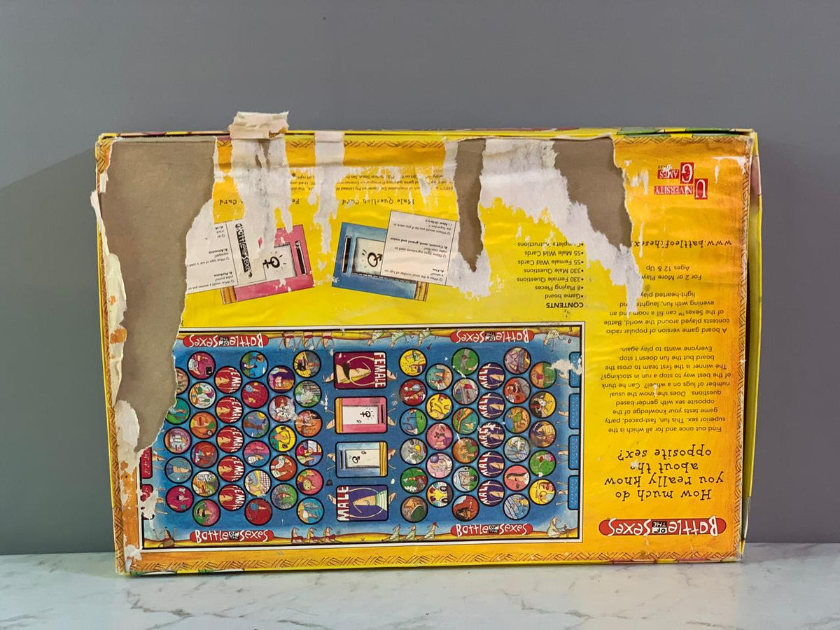 University Games Battle of The Sexes Board Game.(Rs 250 advance)