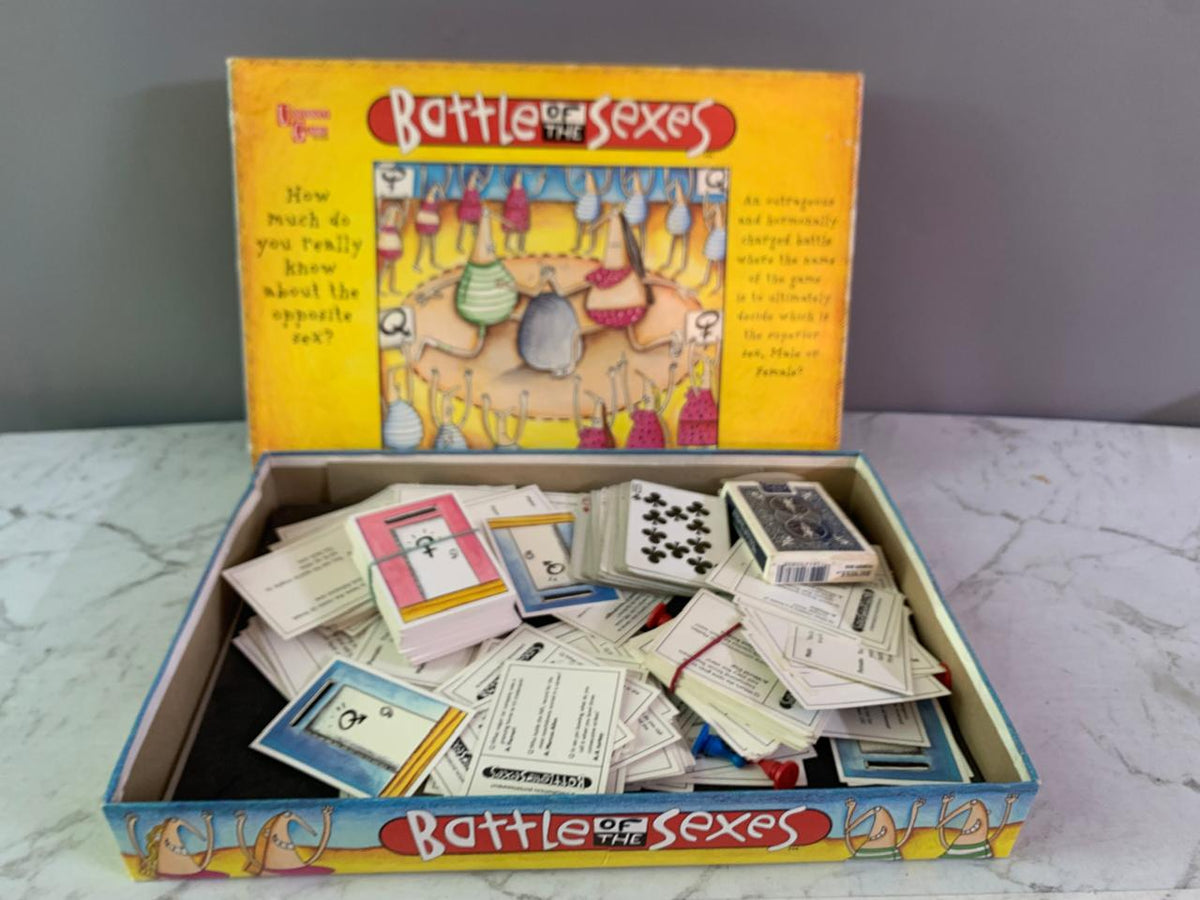 University Games Battle of The Sexes Board Game.(Rs 250 advance)
