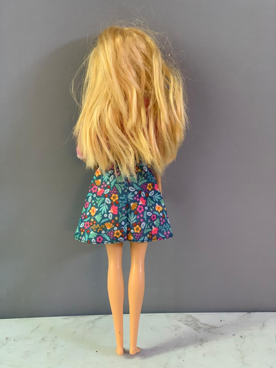 Barbie Teacher Doll. (Rs 150 advance)