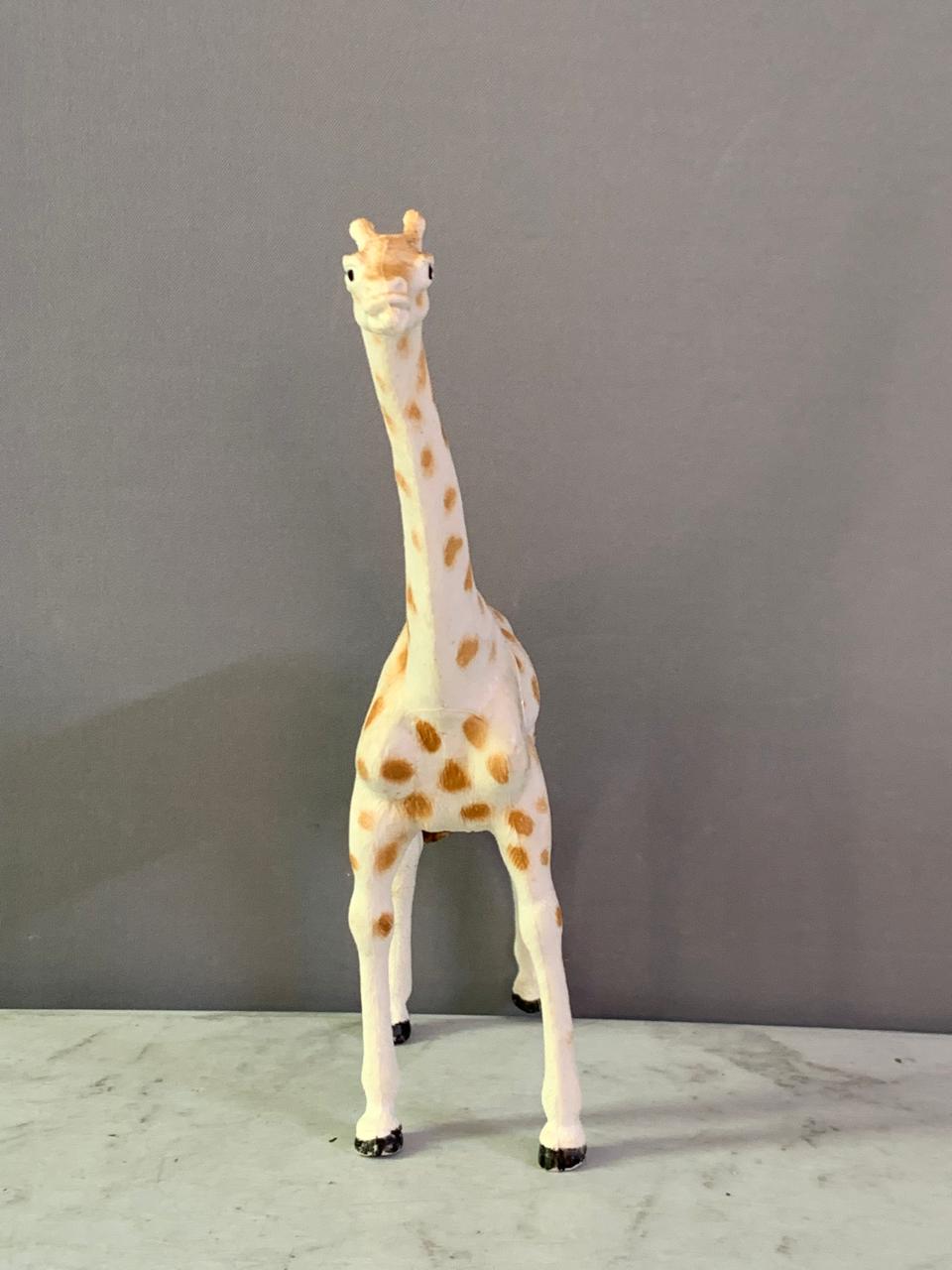 Giraffe Toy Figurine. (Rs 100)