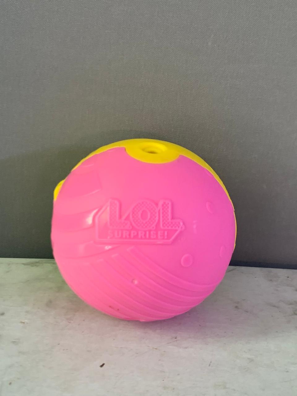 L.O.L. SURPRISE! Mini Doll Playset Ball (Rs 100 advance)