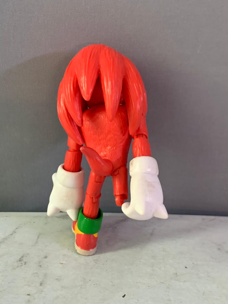Sonic 3 Knuckles Collector Toy Figure. (Leg broken) (Rs 100 advance)