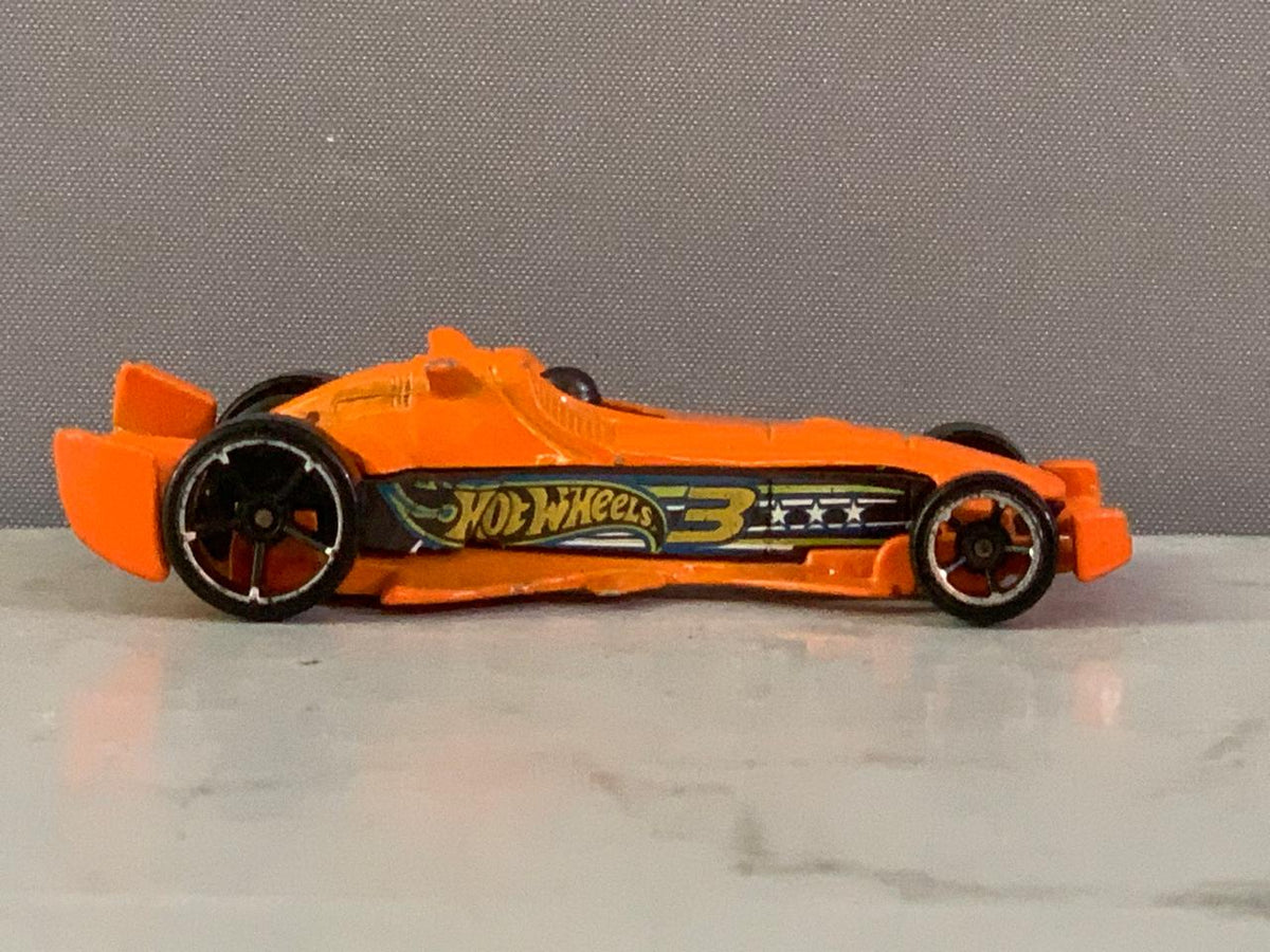 Hot Wheels F-Racer.