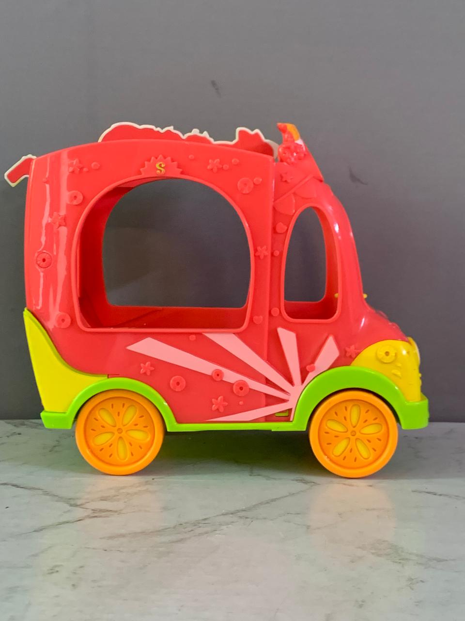 Shopkins Shoppies Groovy Smoothie Juice Truck.(missing back side, must check video) (Rs 250 advance)