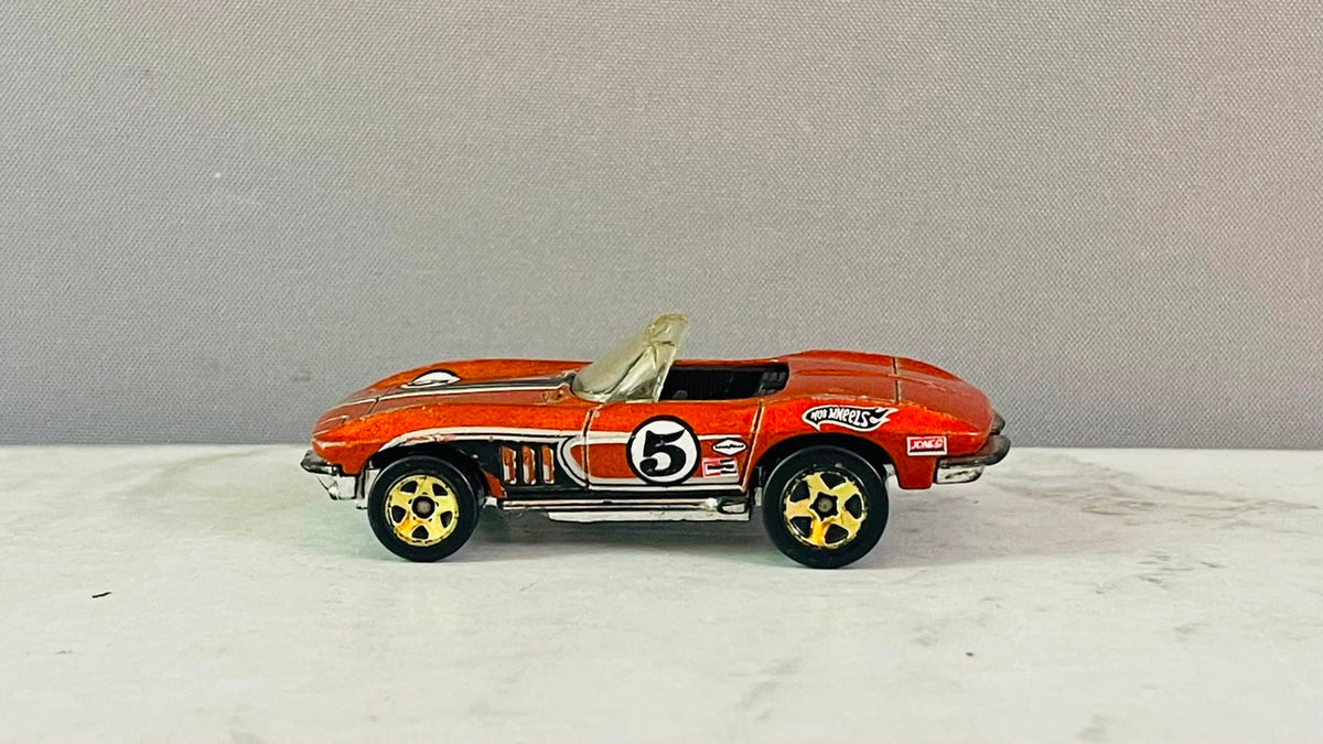 Hot Wheels '65 Corvette Convertible Die-Cast Toy Car.