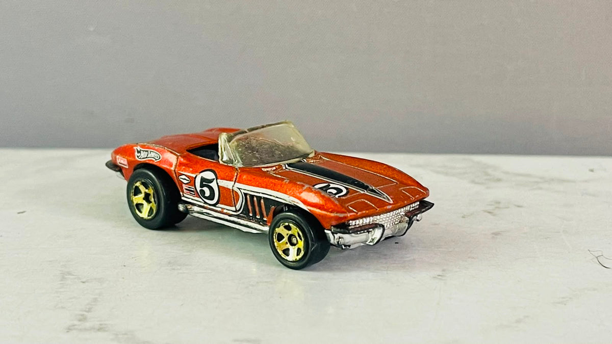 Hot Wheels '65 Corvette Convertible Die-Cast Toy Car.