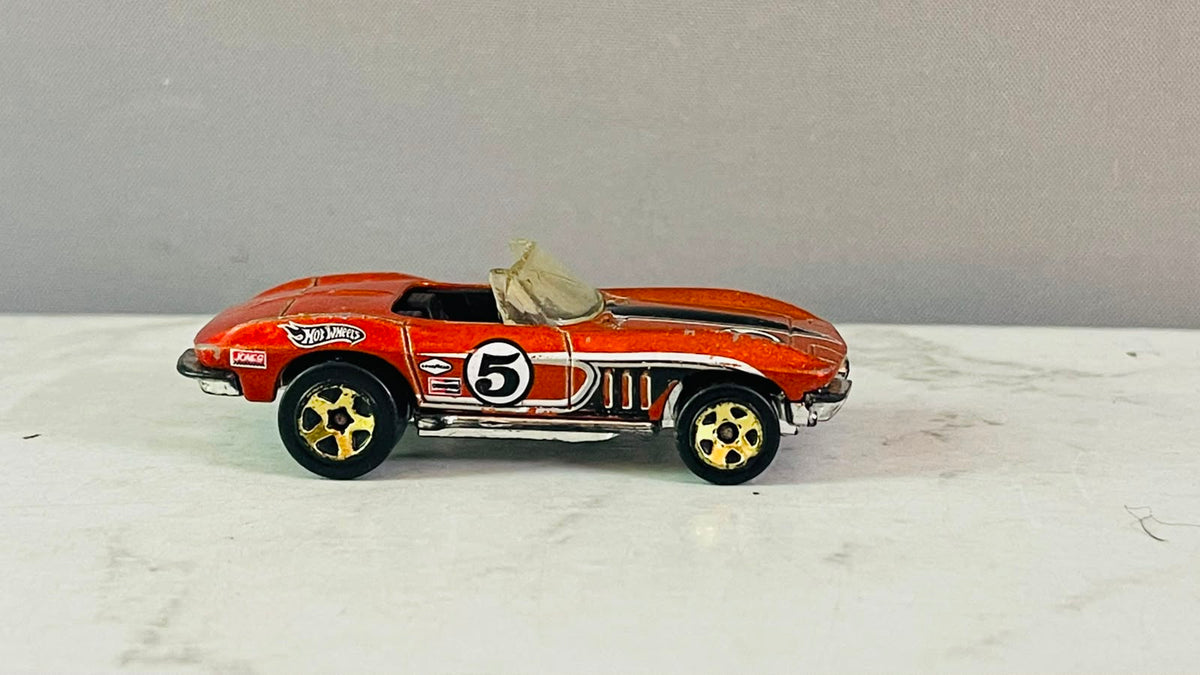 Hot Wheels '65 Corvette Convertible Die-Cast Toy Car.