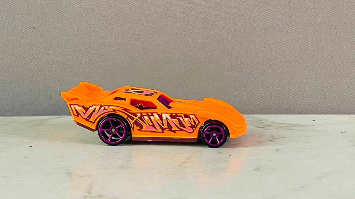 Hot Wheels Maximum Leeway.