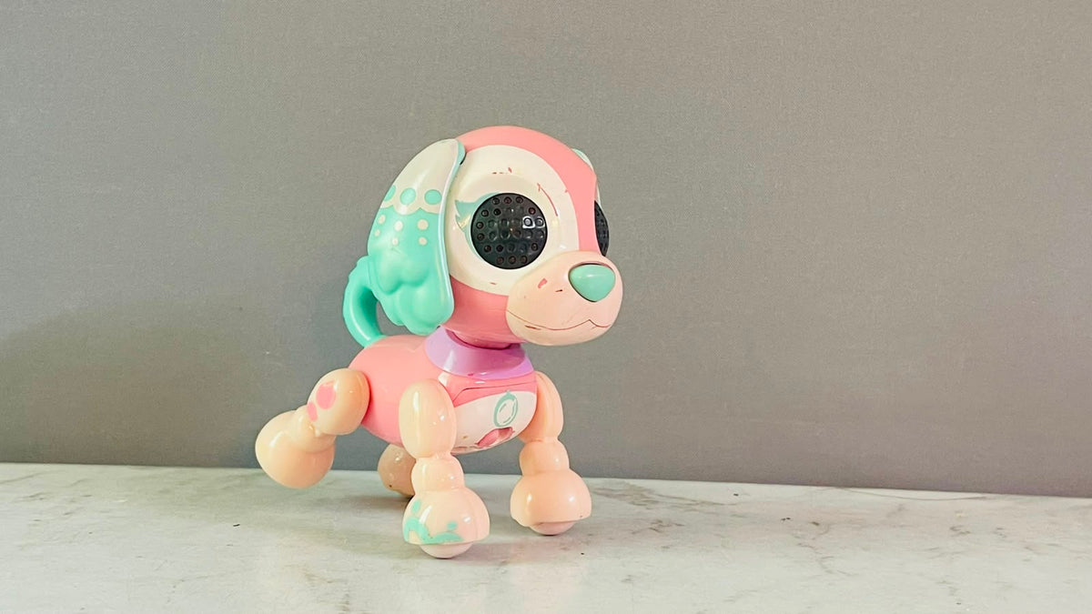 Zoomer Zupps Royal Pups, Monarch Spaniel, Litter 4 - Interactive Puppy with Lights. (Batteries need replacement)(Rs 200 advance)