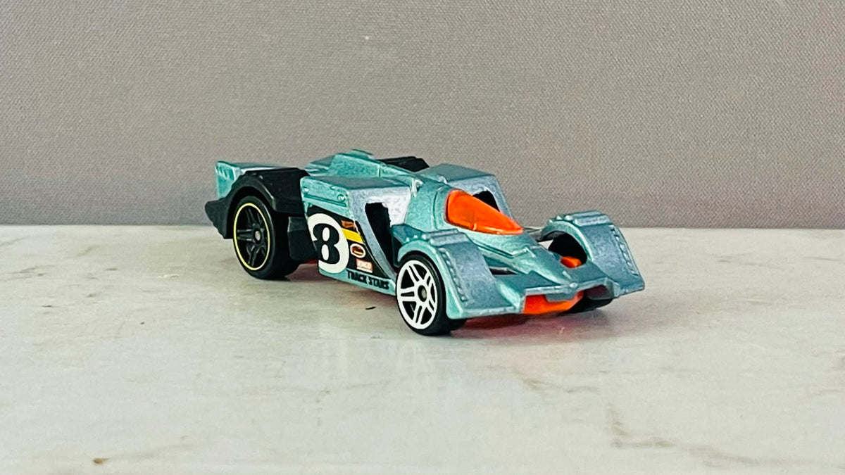 Hot Wheels Epic Fast Die-Cast Race Car.