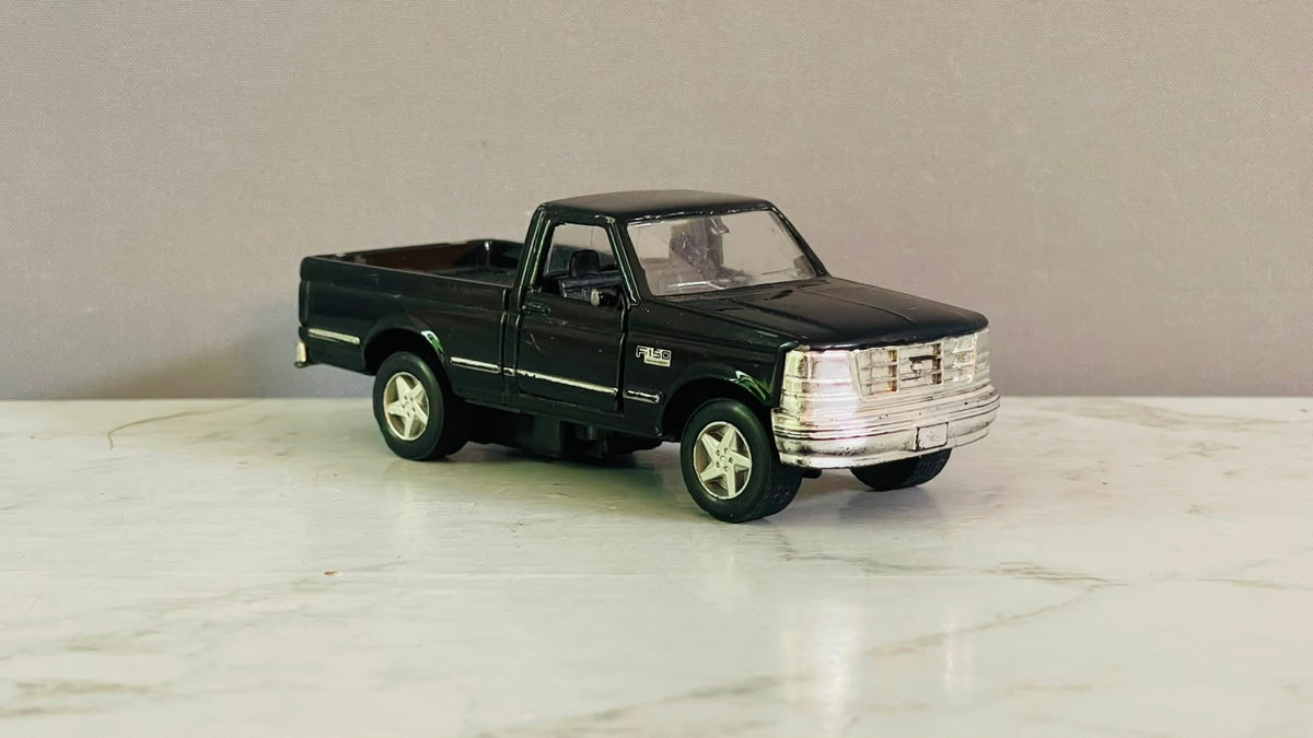 Maisto 1993 Ford F-150 Die-Cast Pull Back Truck. (Rs 150 advance)