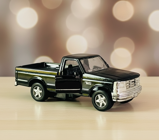 Maisto 1993 Ford F-150 Die-Cast Pull Back Truck. (Rs 150 advance)