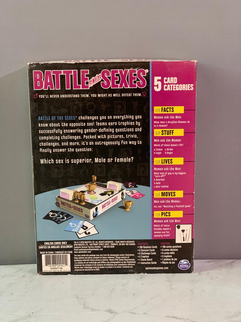 Spin Master Games - Battle of The Sexes Board Game. (Rs 250 advance)