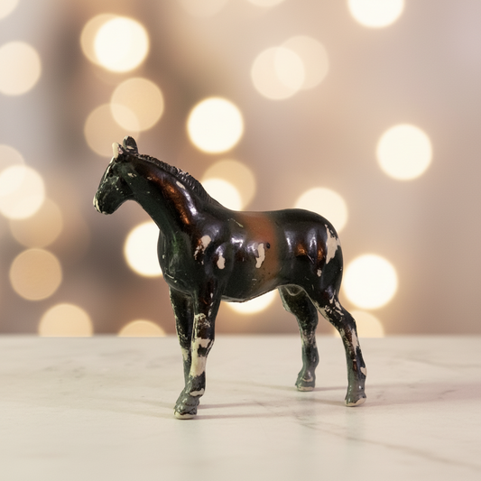 Vintage Imperial Toy Horse Figurine. (Must check video) (Rs 100 advance)