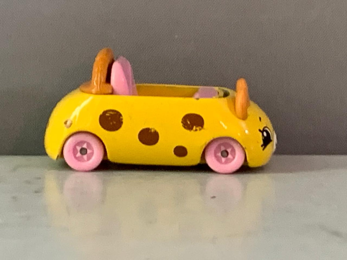 Shopkins Cutie Cars Choc Chip Racer.