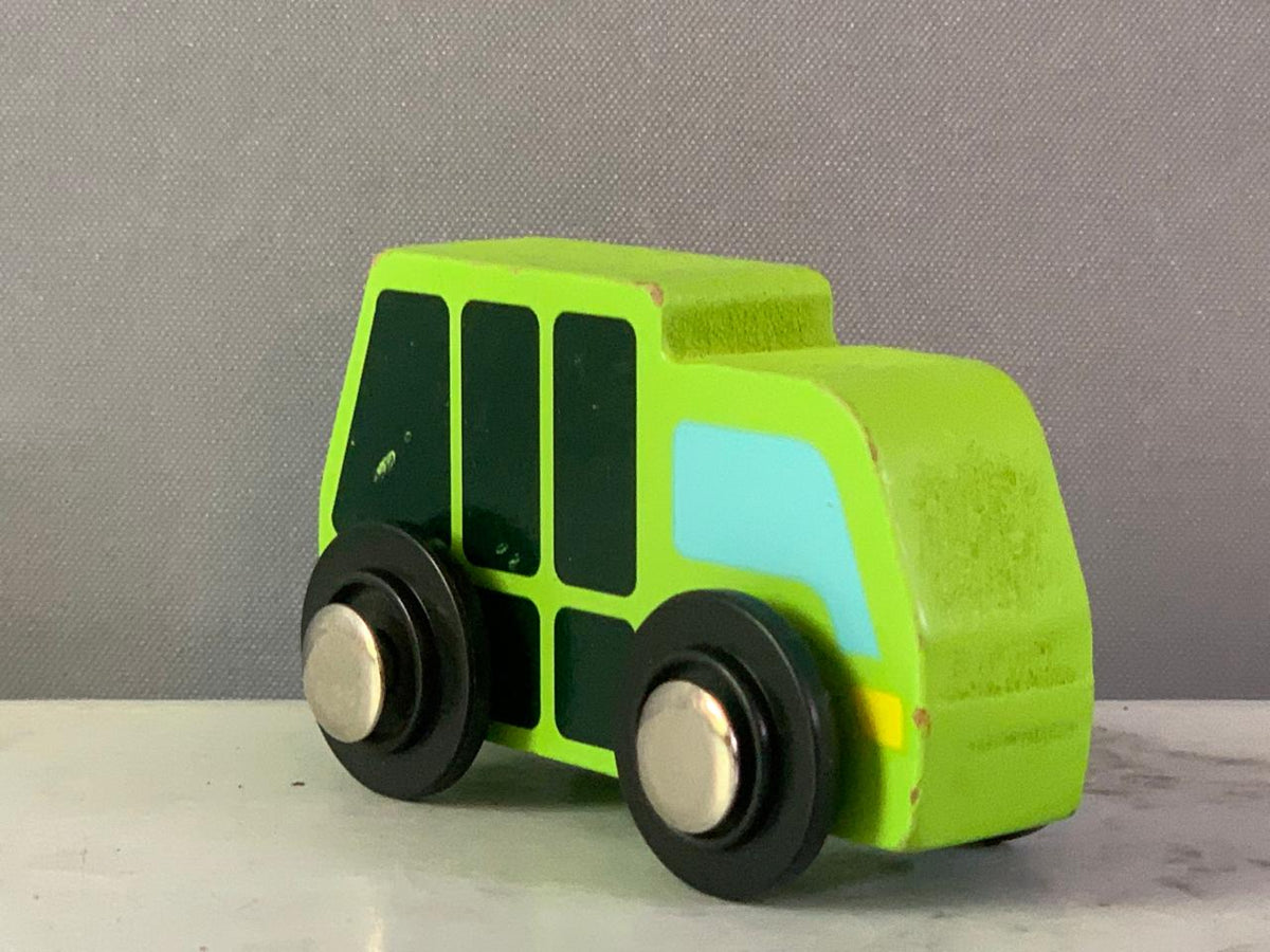 Spark Create Imagine Wooden Truck.