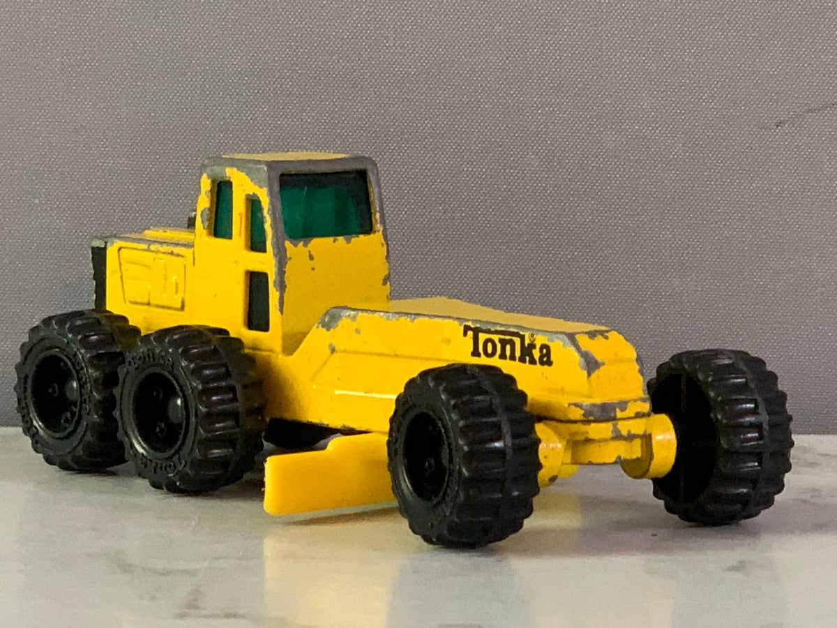 Tonka Die-Cast Miniature Road Grader.