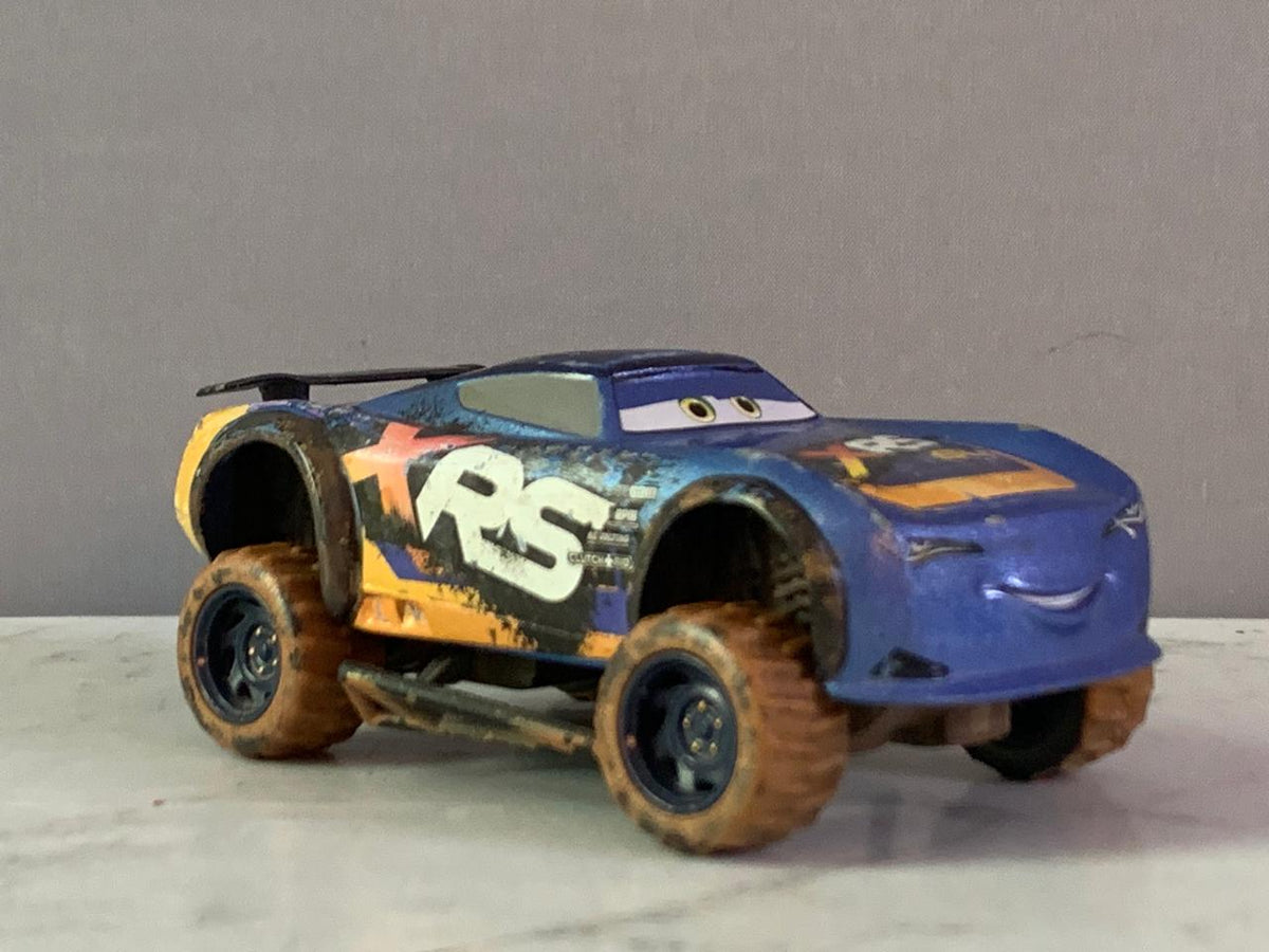 Disney / Pixar Cars 3 Pull 'N' Race Barry DePedal Exclusive Diecast Car. (Rs 250 advance)
