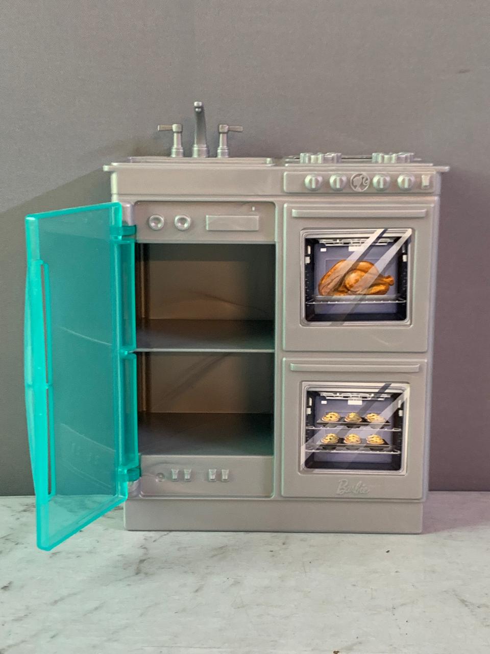 Barbie Sink Refrigerator and Stove Unit. (Rs 250 advance)