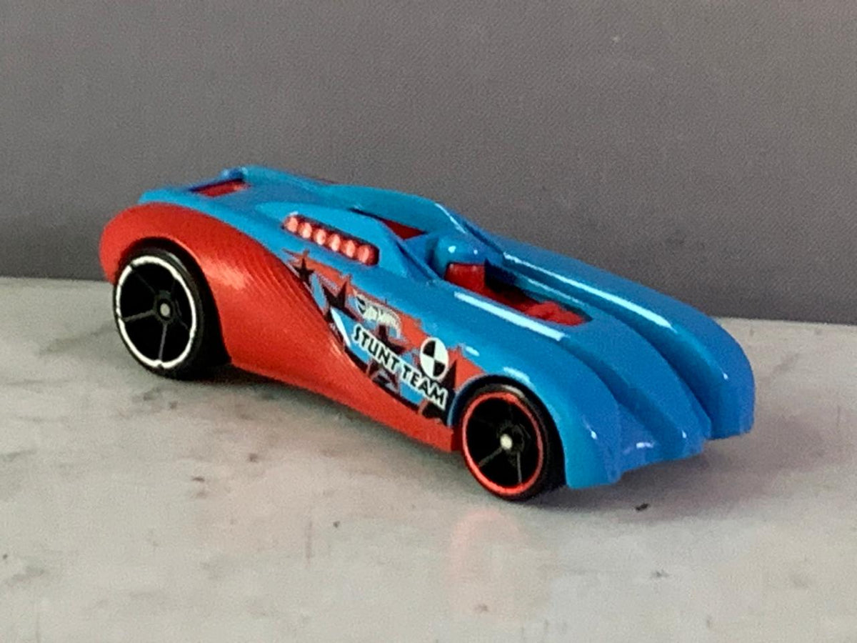 Hot Wheels Stunt Team Saber.