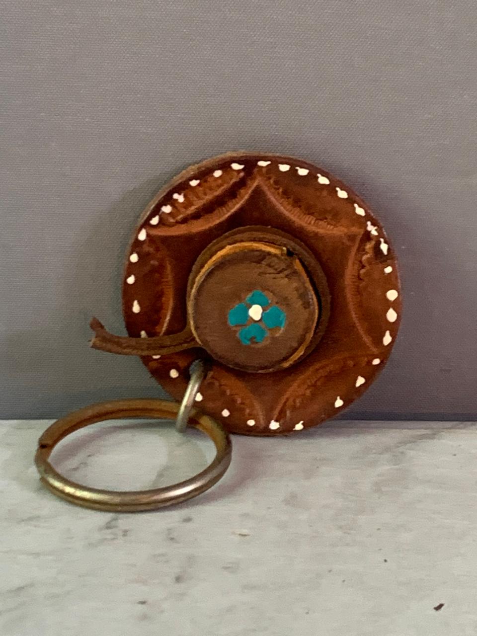 Mexican leather Mini Sombrero Keychain. (Rs 100 advance)(must check video)