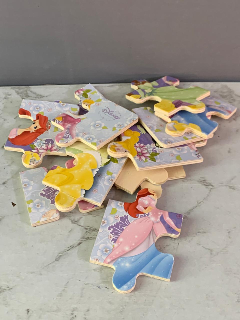 Cardinal Disney Princess Wood Picture Frame Puzzle.(12 pieces)(Rs 150 advance)