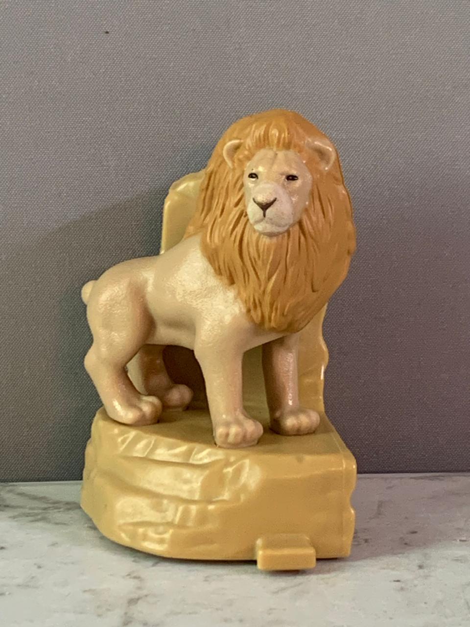 Mufasa: The Lion King Toy. (Batteries need replacement))Rs 100 advance)