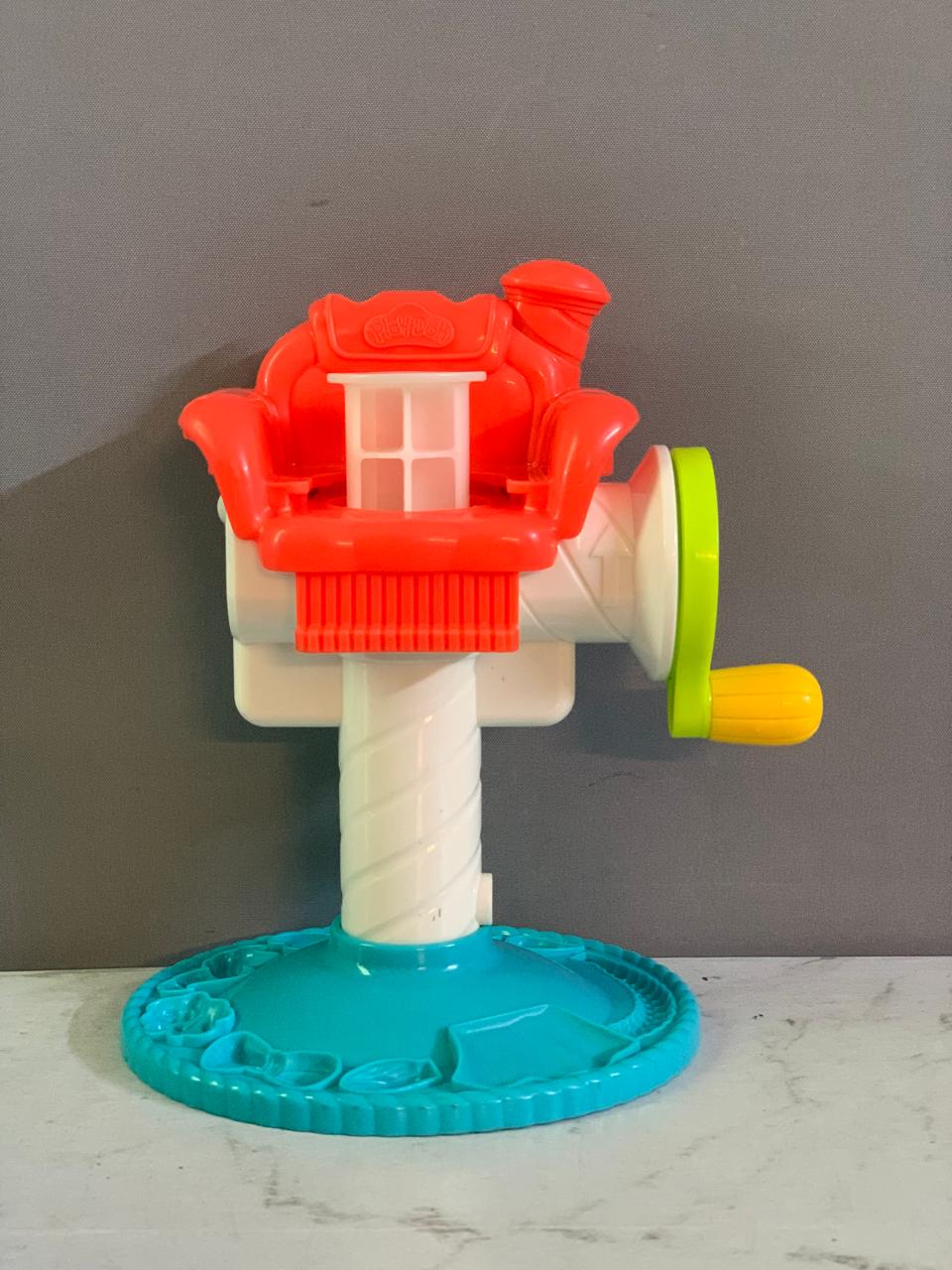 Play-Doh Pretend Play Set - Barber Shop. (Without figure)(Rs 250 advance)
