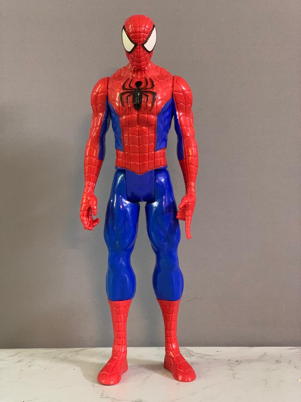 Spider-Man Marvel Ultimate Spider-Man Figure. (Rs 300 advance)