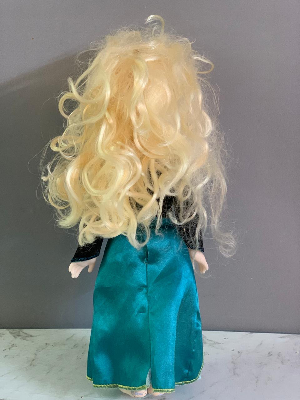 Jakks Pacific Disney Frozen 2 Queen Anna Doll.