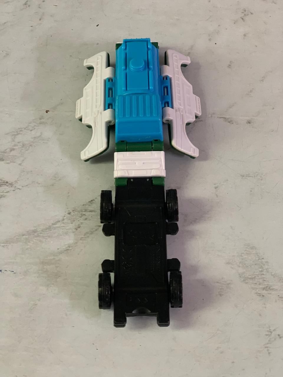 TransRacers 2-in-1 Sprinkler Truck and Off-road Pickup. (Rs 100 advance)
