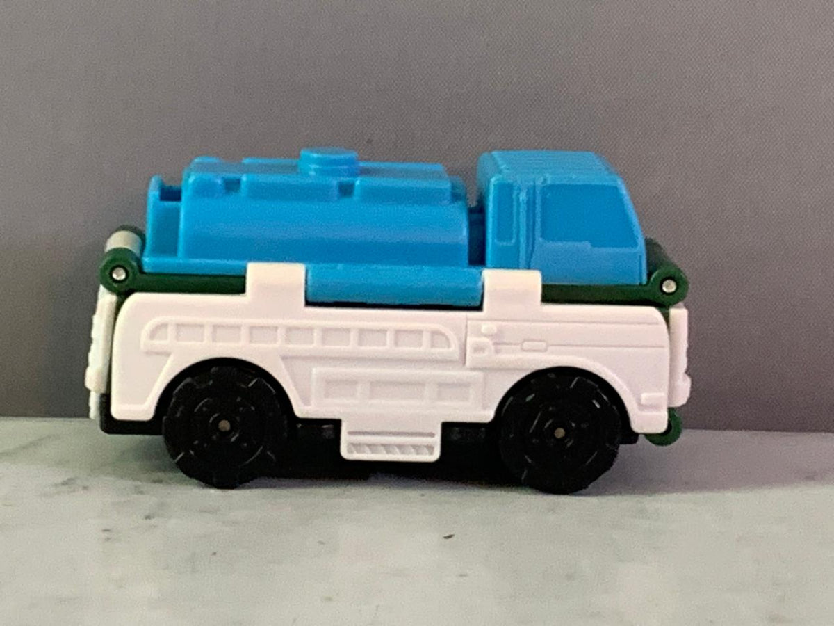 TransRacers 2-in-1 Sprinkler Truck and Off-road Pickup. (Rs 100 advance)