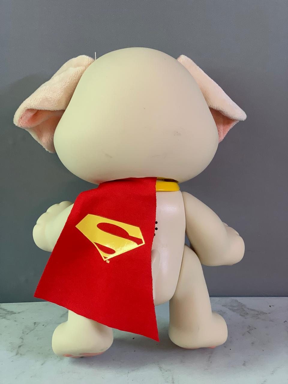 Fisher-Price DC League of Super-Pets Doll. (Rs 350 advance)